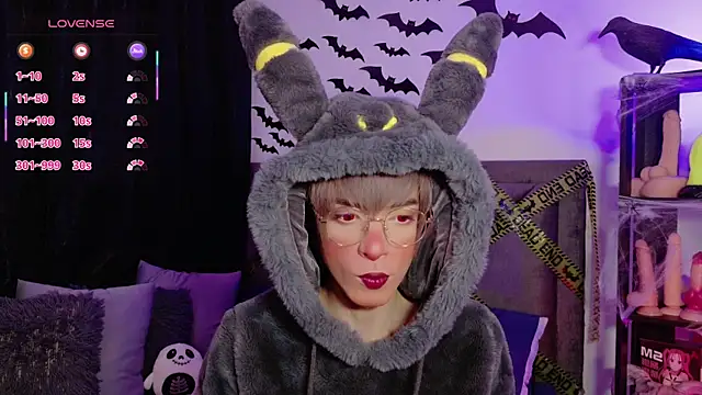 Snapshot of Sammy_Russell chatting on November 1, 2025, 9:55 am Sammy Russell online show from November 1, 2025, 9:55 am