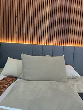 EmiilyAdams  online show from February 4, 2025, 11:49 pm