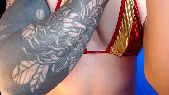 dannafitness online show from October 28, 2025, 2:31 pm