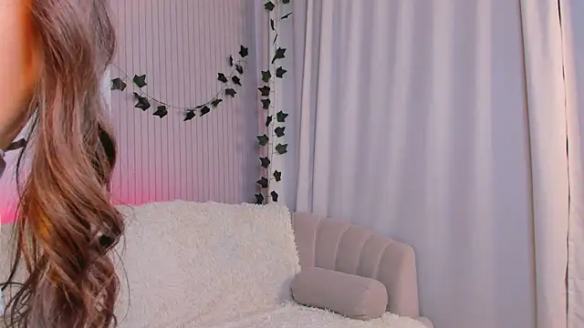 CindyGarrison online show from February 19, 2025, 3:39 am