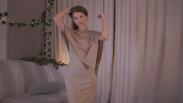 CindyGarrison online show from October 8, 2025, 1:47 am