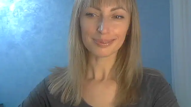 EffectMaya online show from March 17, 2025, 6:21 pm