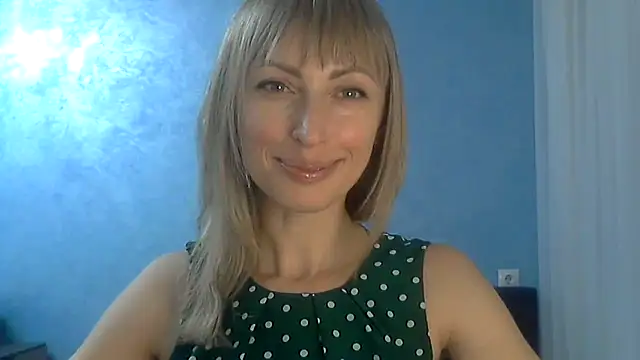 EffectMaya online show from March 18, 2025, 6:59 pm