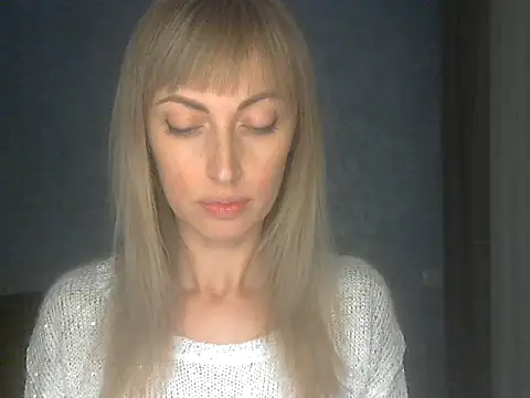 EffectMaya online show from April 23, 2026, 5:26 pm