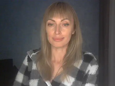 EffectMaya online show from April 24, 2026, 5:15 pm