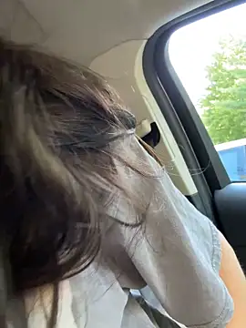 BeautifulMesss online show from September 14, 2025, 3:22 pm