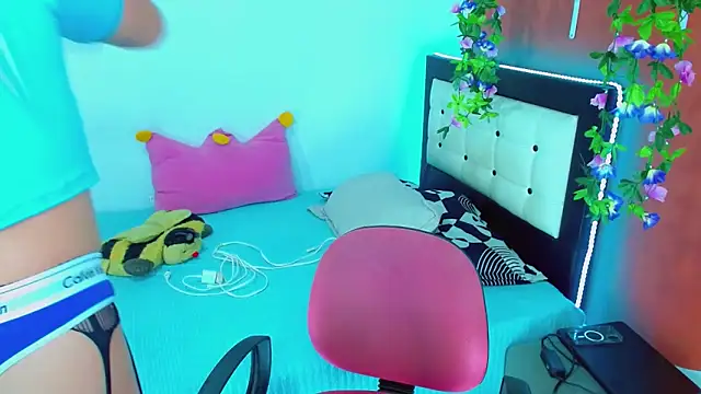 TaylorMon online show from January 5, 2026, 7:50 pm