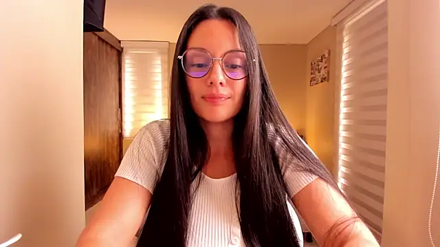 anabel 025 online show from September 17, 2025, 5:14 pm