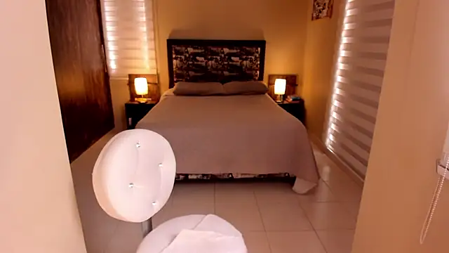 anabel 025 online show from November 5, 2025, 6:19 pm