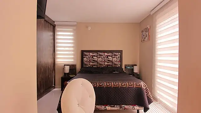 anabel 025 online show from March 10, 2026, 4:01 pm