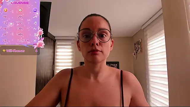 Snapshot of anabel_025 chatting on June 9, 2026, 3:01 pm anabel 025 online show from June 9, 2026, 3:01 pm