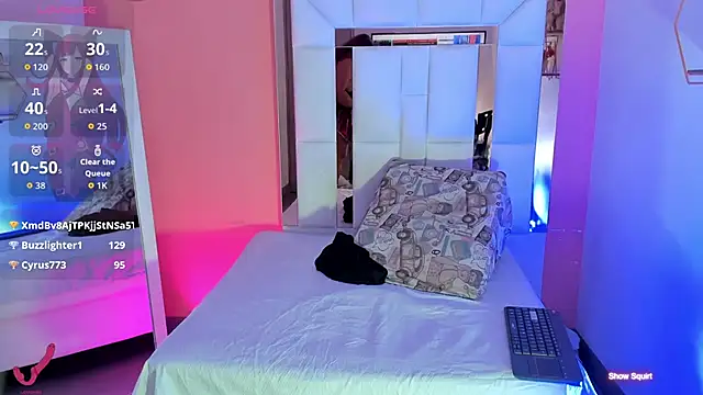 Alanna hot3 online show from November 26, 2025, 7:37 pm