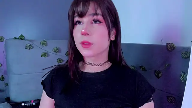 Yuri Stars online show from March 17, 2025, 8:40 pm