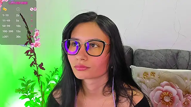 NayeCloud online show from June 29, 2026, 11:27 pm