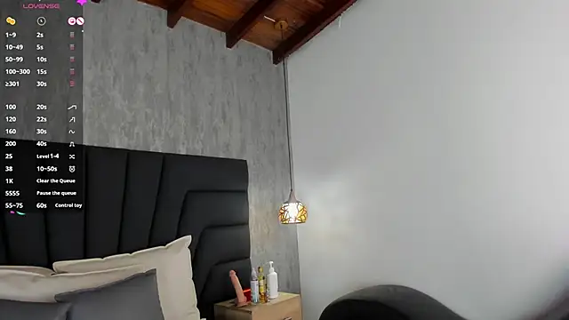 Sabrina Lennox online show from February 25, 2025, 10:50 pm