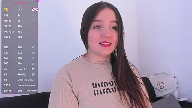 Snapshot of Sabrina_Lennox chatting on June 5, 2026, 6:13 pm Sabrina Lennox online show from June 5, 2026, 6:13 pm