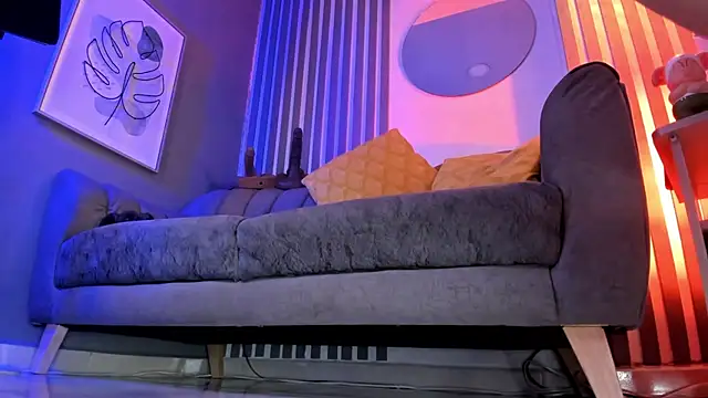 rose xd online show from October 3, 2025, 9:23 pm