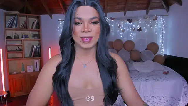 CuteRomi online show from February 18, 2026, 5:53 pm