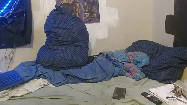 TheOneYouLove69 online show from November 28, 2025, 8:33 pm