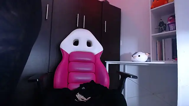 NewAgatha Bolton online show from December 26, 2024, 11:46 pm