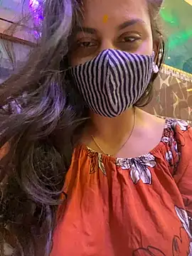 HaaniKaur online show from December 31, 2024, 6:35 pm