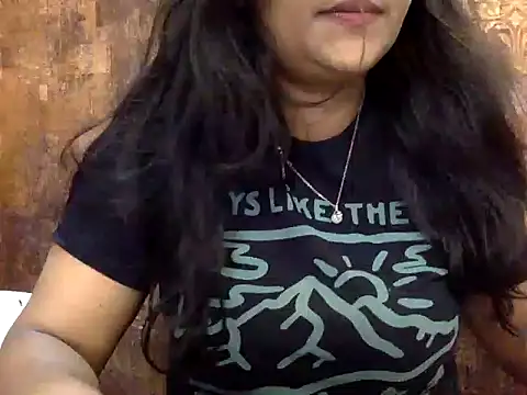 HaaniKaur online show from March 10, 2025, 9:21 am