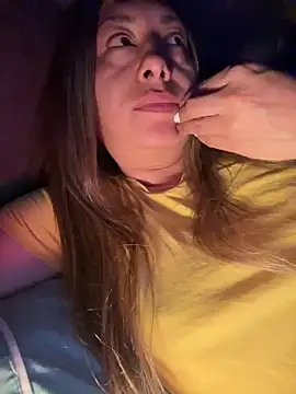 xLadyScarlettx online show from December 30, 2024, 3:03 am