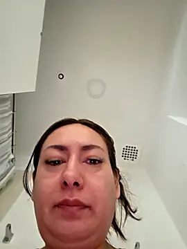 xLadyScarlettx online show from April 17, 2026, 12:30 pm