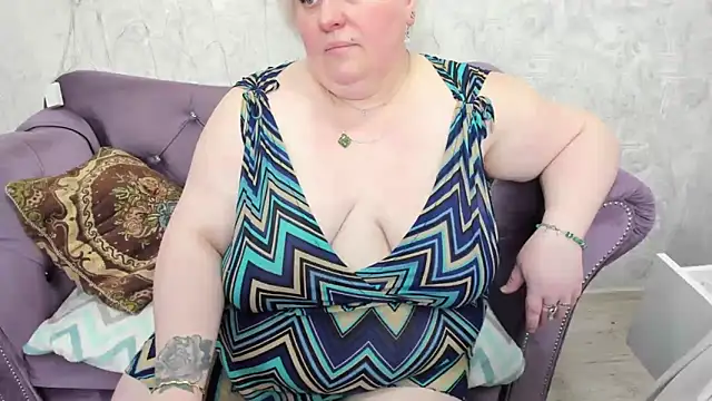 fashiona online show from March 9, 2025, 7:34 am