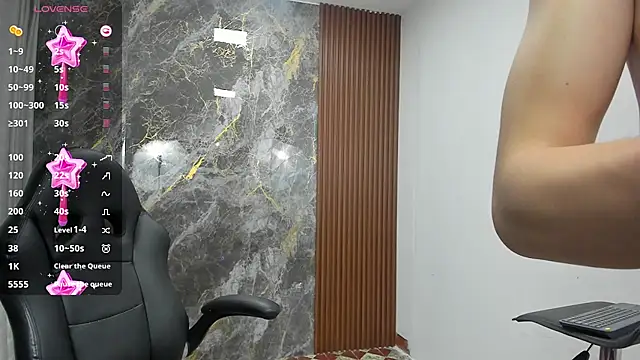 luandy online show from March 10, 2025, 11:21 am