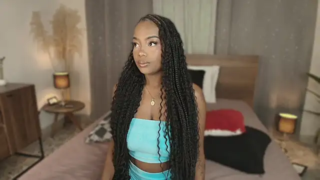 Isaa Coleman  online show from November 3, 2025, 1:23 pm