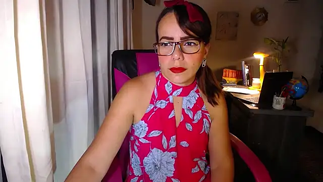 danielle rose 1 online show from April 20, 2026, 2:20 pm