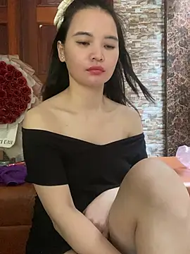 LiLi-Kirix99 online show from July 6, 2026, 7:27 am