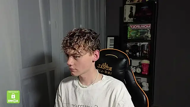 Keytaro online show from September 30, 2025, 9:53 pm