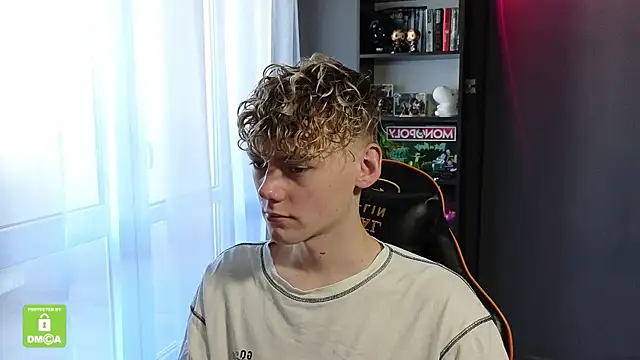 Keytaro online show from October 29, 2025, 9:22 am