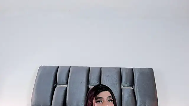 LucyGiraldo online show from January 18, 2025, 2:14 am