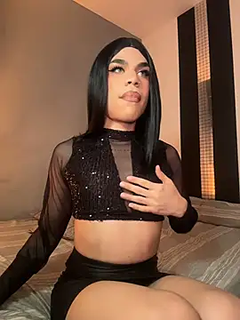Snapshot of LucyGiraldo chatting on July 9, 2026, 5:50 pm LucyGiraldo online show from July 9, 2026, 5:50 pm