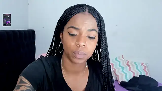 Marce 22 online show from February 25, 2025, 4:14 am