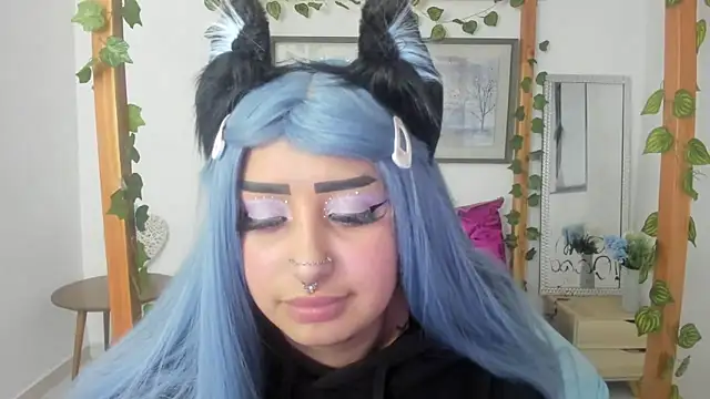 lussyevans24 online show from March 17, 2025, 3:47 am