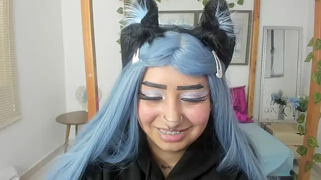 lussyevans24 online show from March 18, 2025, 3:53 am