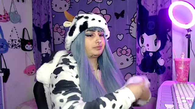 lussyevans24 online show from October 8, 2025, 5:49 am