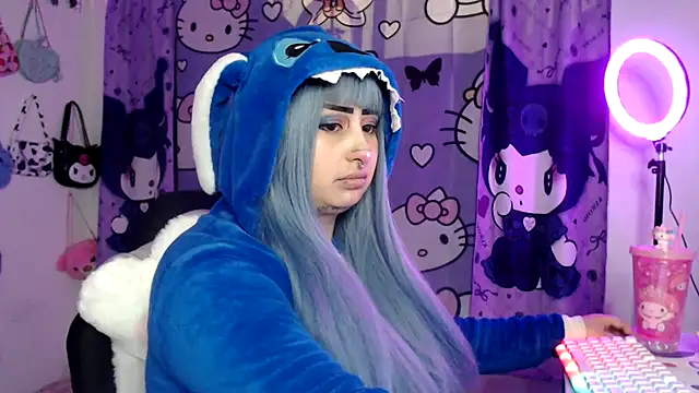 lussyevans24 online show from October 11, 2025, 5:17 am