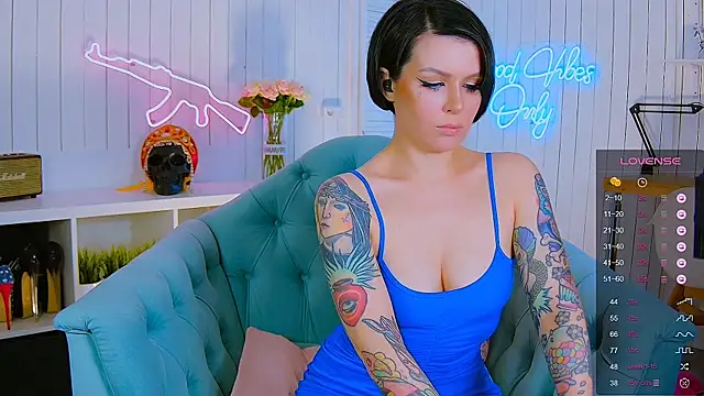 My toys pink online show from March 3, 2025, 9:26 pm