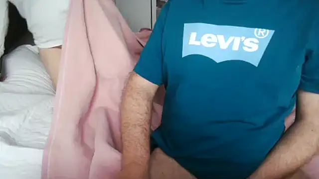 margotgra82 online show from December 10, 2024, 9:33 am