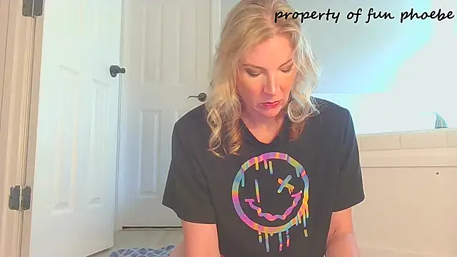 Fun Phoebe online show from April 21, 2026, 1:39 pm