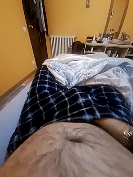 Escondido52 online show from December 11, 2024, 11:43 pm