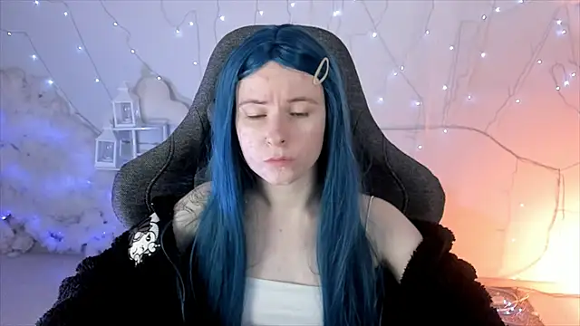 Snapshot of LexiWenford chatting on February 3, 2025, 5:51 am LexiWenford online show from February 3, 2025, 5:51 am