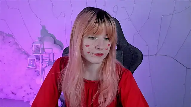 Snapshot of LexiWenford chatting on February 14, 2025, 8:42 am LexiWenford online show from February 14, 2025, 8:42 am