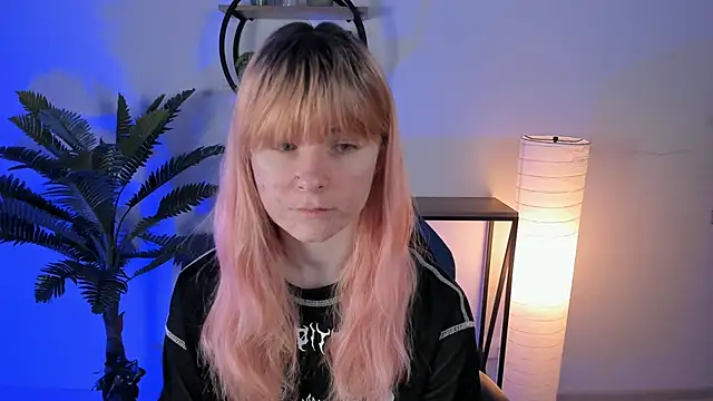 Snapshot of LexiWenford chatting on February 25, 2025, 2:47 am LexiWenford online show from February 25, 2025, 2:47 am