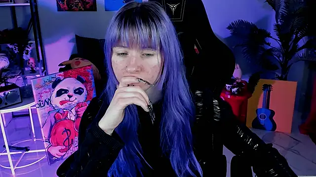 Snapshot of LexiWenford chatting on February 4, 2026, 2:50 am LexiWenford online show from February 4, 2026, 2:50 am